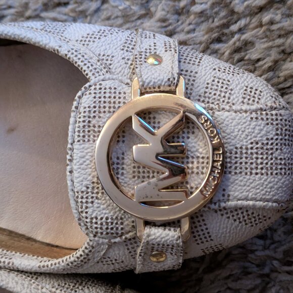 Michael Kors Vanilla Signature Ballet Flats - Picture 3 of 4